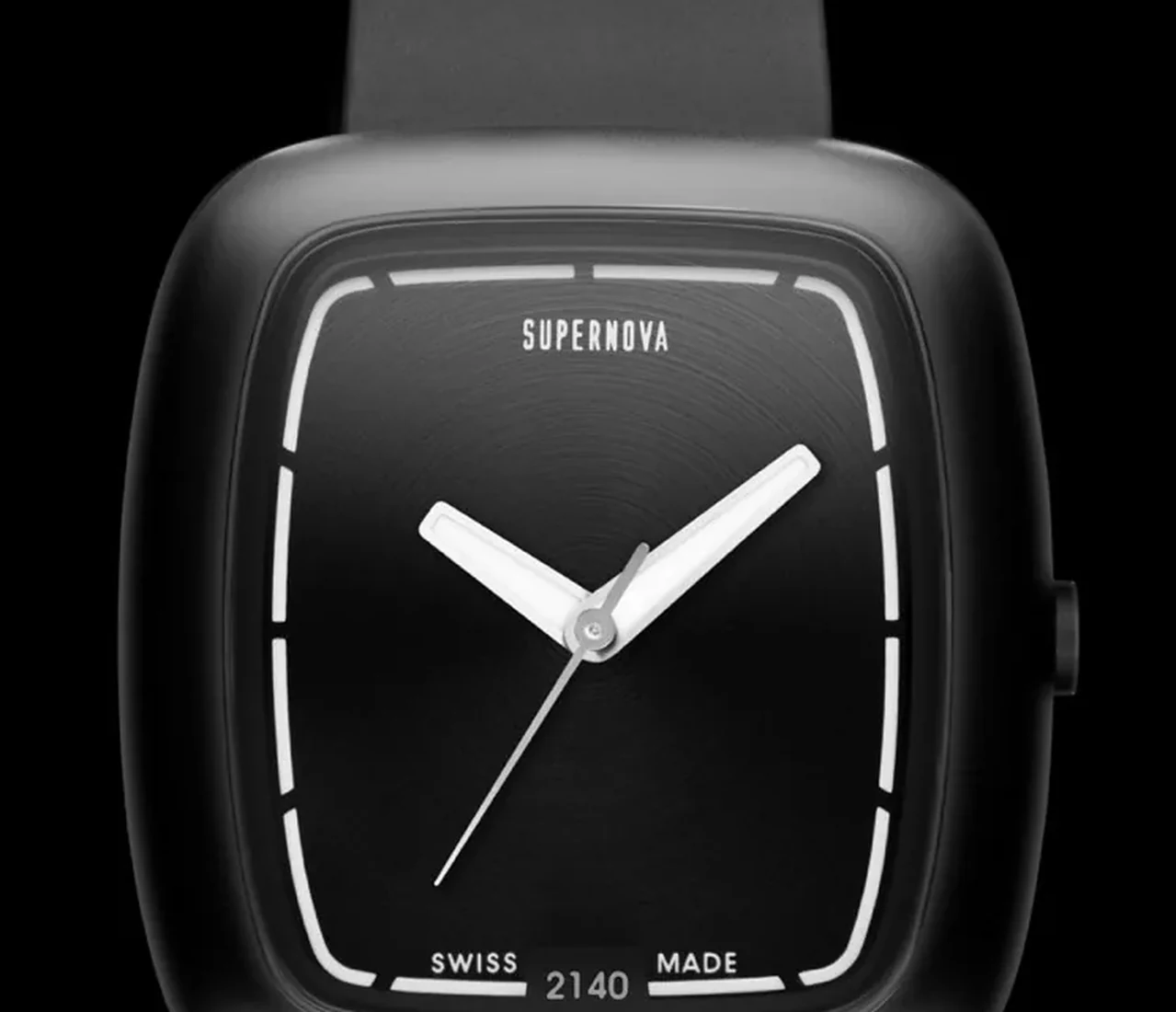 The black rubber strap and dial